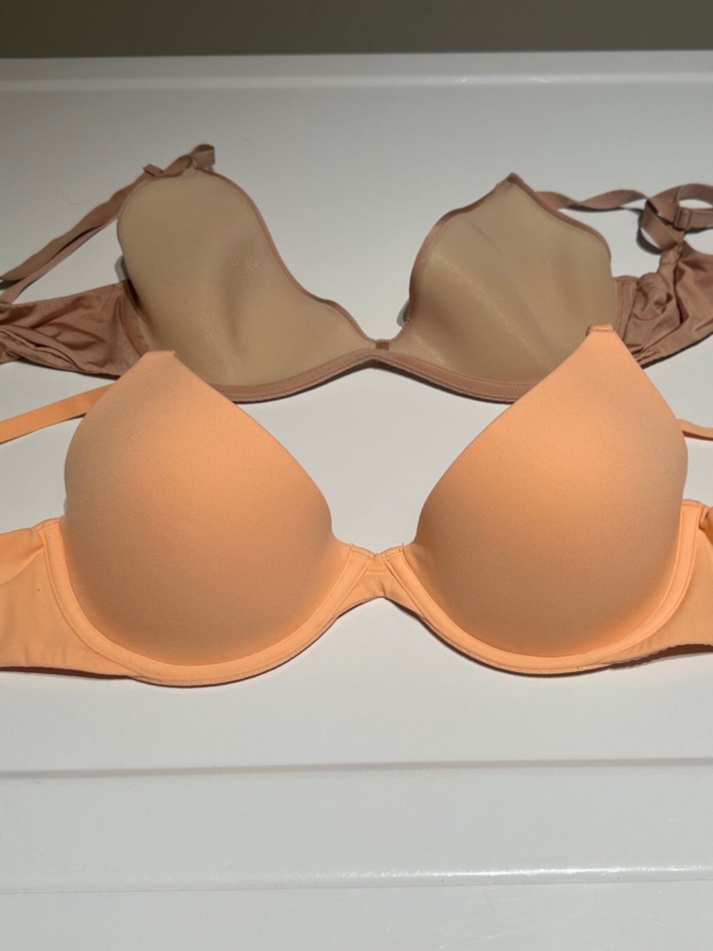 2 Skims Scoop bras